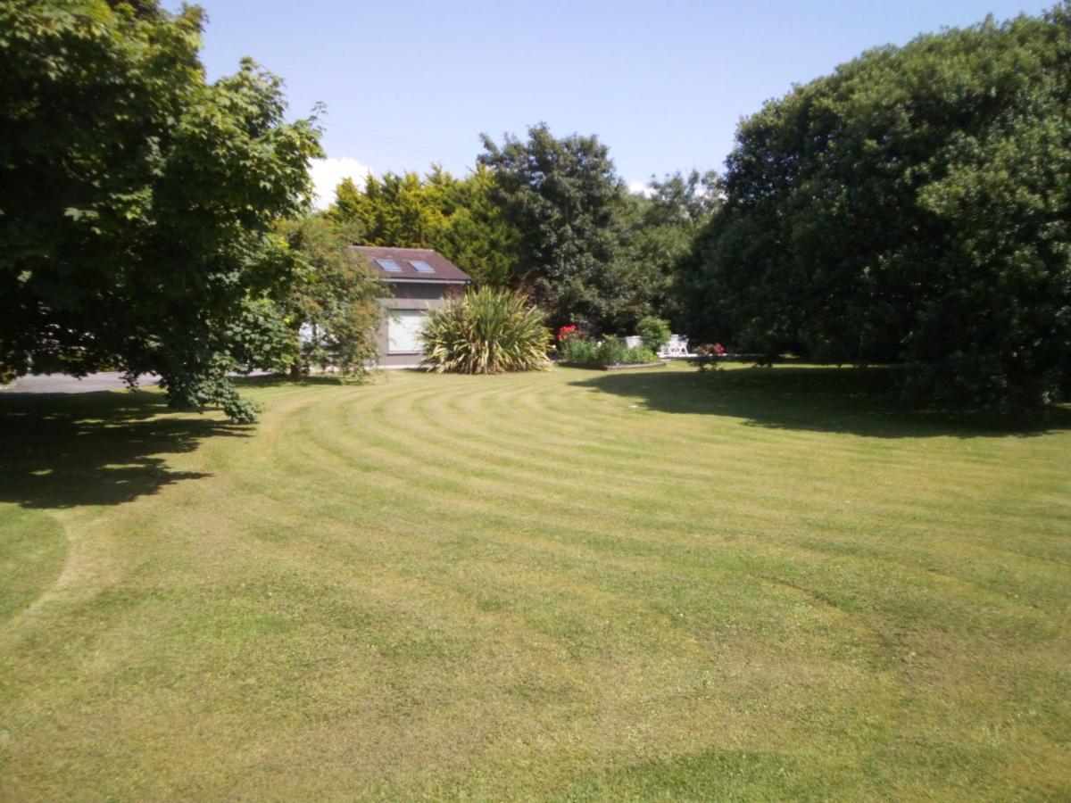 Spacious Contemporary Chalet Type Apartment. Galway Luaran gambar