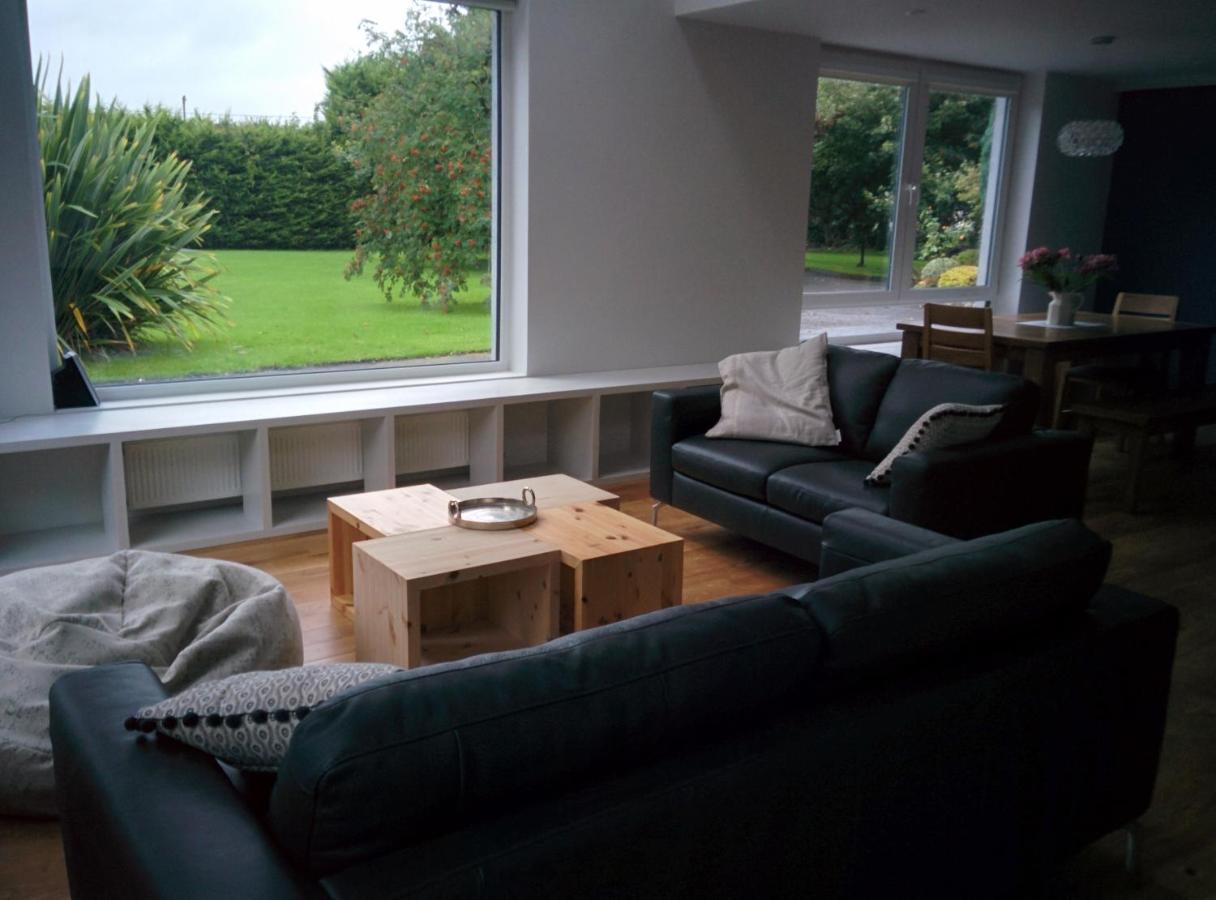 Spacious Contemporary Chalet Type Apartment. Galway Luaran gambar